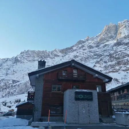 아파트 Casa Cervinia Oasi Della Montagna *